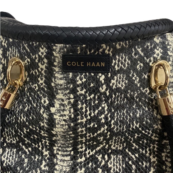 Cole Haan snake patterned shoulder bag - Picture 3 of 7